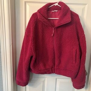 Bright Magenta fuzzy over sized fleece, lined, women’s L pockets and full zip